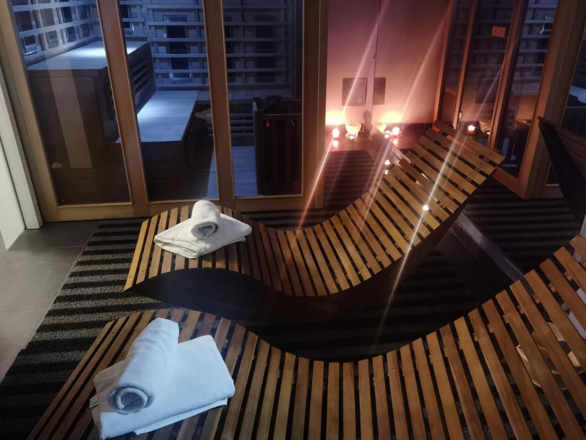 Hotel Actum Κραν Εξωτερικό φωτογραφία