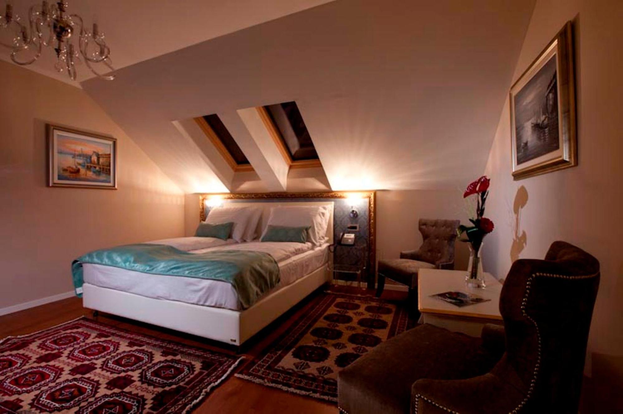 Hotel Actum Κραν Εξωτερικό φωτογραφία