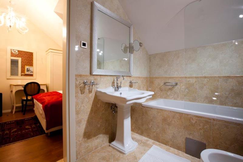 Hotel Actum Κραν Εξωτερικό φωτογραφία