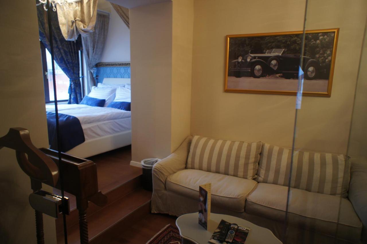 Hotel Actum Κραν Εξωτερικό φωτογραφία
